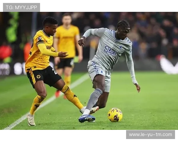 奥纳纳数据亮眼稳守球门成关键