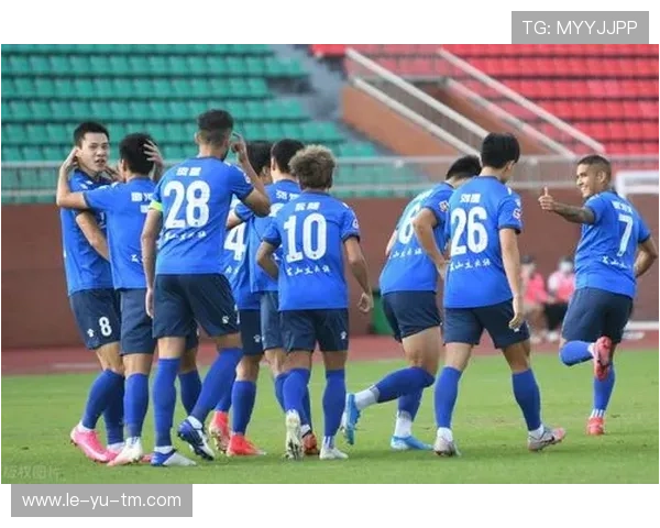 李刚仁闪耀赛场，精彩表现引领球队取胜